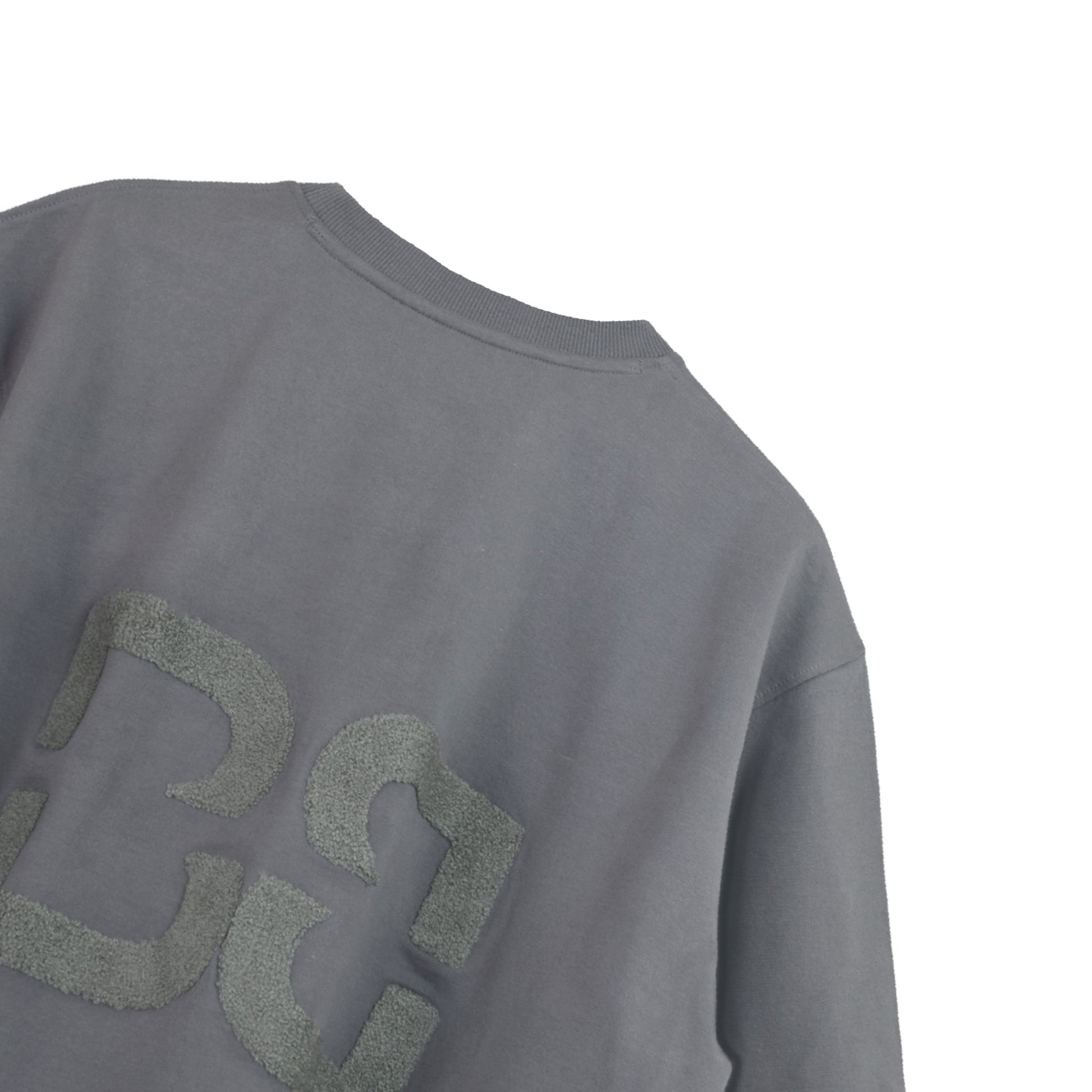 Oversize T-shirt made of compact cotton terry. Round neck and short sleeves. 240 GSM | Towel Embroideryembroidery t-shirt embroidery tshirt cotton 100% embroidery towel embroidery tshirt.Embroidered vintage t-shirts for men Stylish men's embroidered t-shirts Embroidered slogan t-shirts for men Embroidered floral men's t-shirts born brown born brown brand bb brand bbEmbroidered men's t-shirts Men's embroidered tees Custom embroidery t-shirts for men Embroidered graphic tees for men Men's bornbrown.in